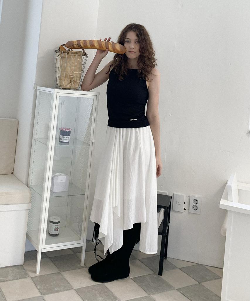 Delaidy Pluviophile Long Skirt (White)