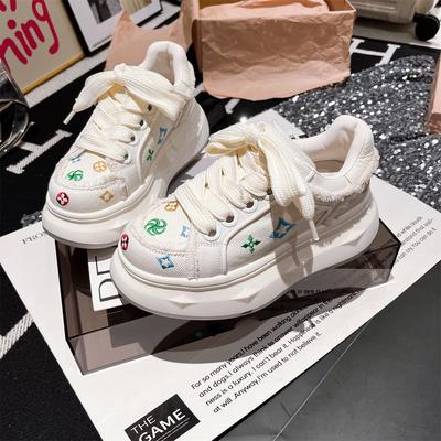 Вышитые парусиновые туфли платформа маффин повседневные туфли кеды обувь хлебная увеличение роста маленькие см белые туфли женские