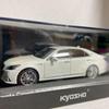 Kyosho масштаб Toyota Crown Hybrid Athlete G Белый перламутровый кристалл 210 серия Миниатюрная модель автомобиля 1/43