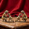 Винтажная статуэтка девушки и собаки из латуни, тонкая резьба, гладкое антикварное покрытие, маленький ремесленный орнамент для прикроватной тумбочки, домашний декор