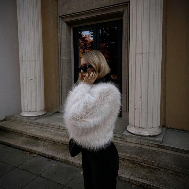 Womens Faux Fur Short Sweatshirt Street Style Long Sleeve Coat Winter 2026