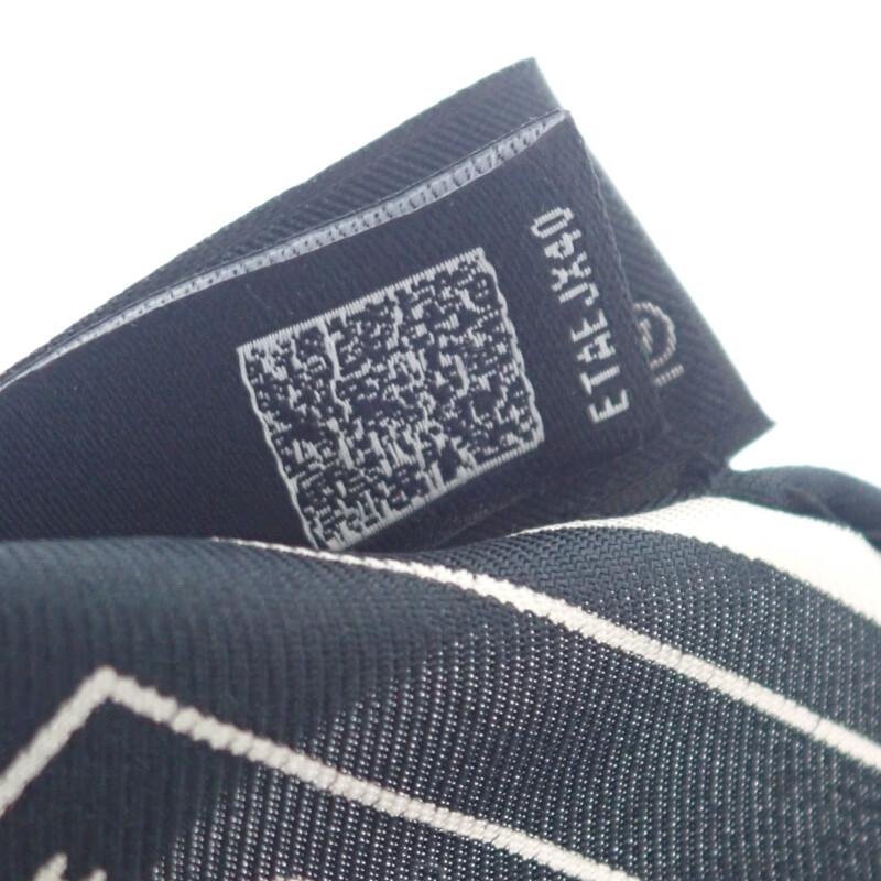 Chanel Шарф черный шелковый Женский
