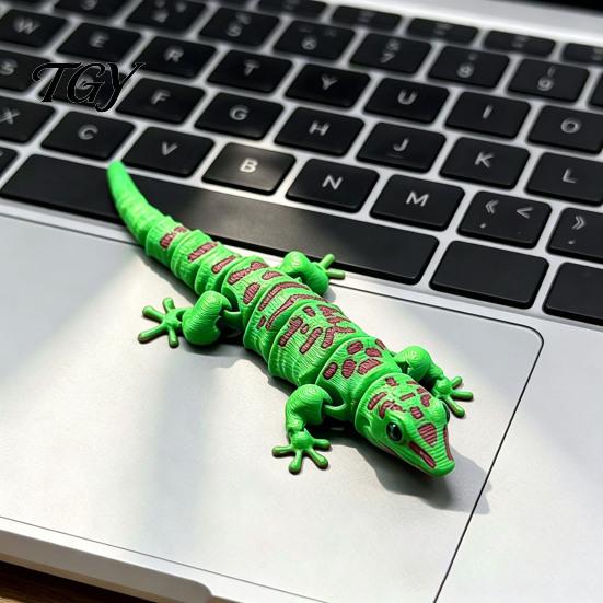 Realistic Gecko Decoration 3D Printed Articulated Figurine, Reptile Ornament with Movable Joints, Cute Posable Model Lizard Animal Figure for