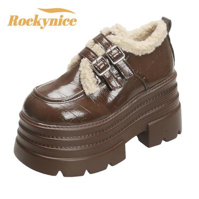 Женские кожаные кроссовки на платформе Осень Зима Теплые плюшевые ботинки на пряжке Зимние ботинки на толстой подошве Каблук 10 см Хлопковая обувь Mujer