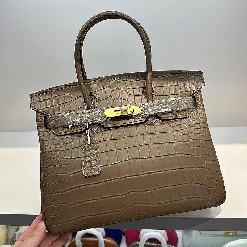 First Layer Cowhide Alligator Pattern Matte Portable Shoulder Messenger Women's Bag Cross-border Premium