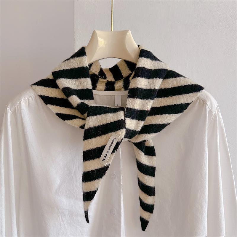 Australian Woolen Triangular Scarf Winter Warm Soft Knitted Triangle Scarf Korean Fashion Bandana Headscarf Lady Wool Scarves