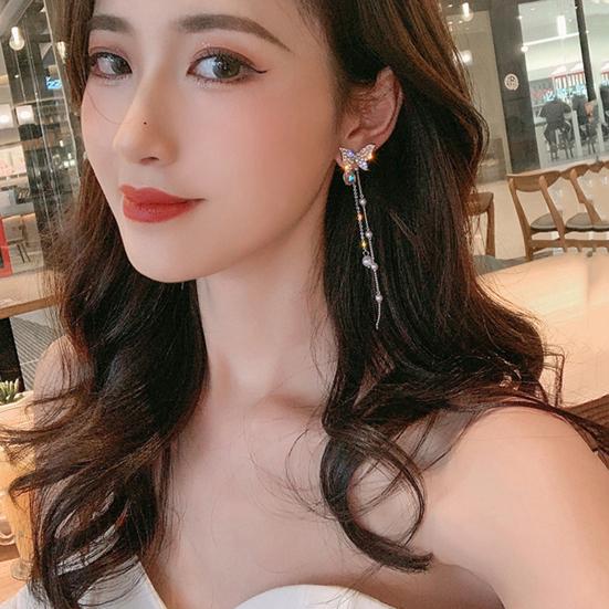 1 пара серег-гвоздиков со стразами и бабочками с длинными кисточками из искусственного жемчуга, элегантное очарование в форме капли воды