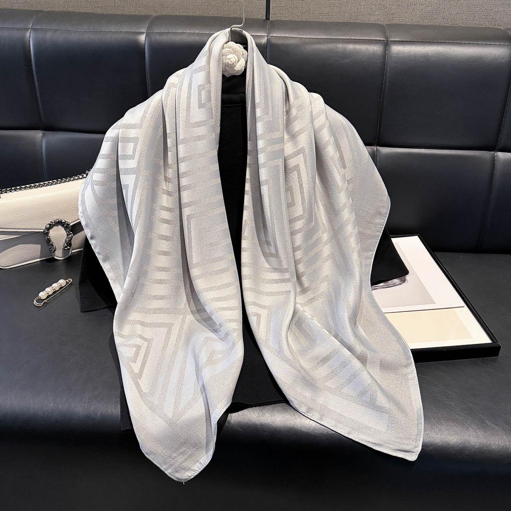 90 Модных квадратных платков, Свежие, Дышащие и Мягкие Литературные шелковые платки, Женские весенние и осенние модные универсальные декоративные платки