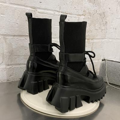 Модные ботинки женские 2024 новые женские повседневные носки из эластичной ткани сапоги модные женские туфли с перекрестными шнурками на платформе сапоги cy87