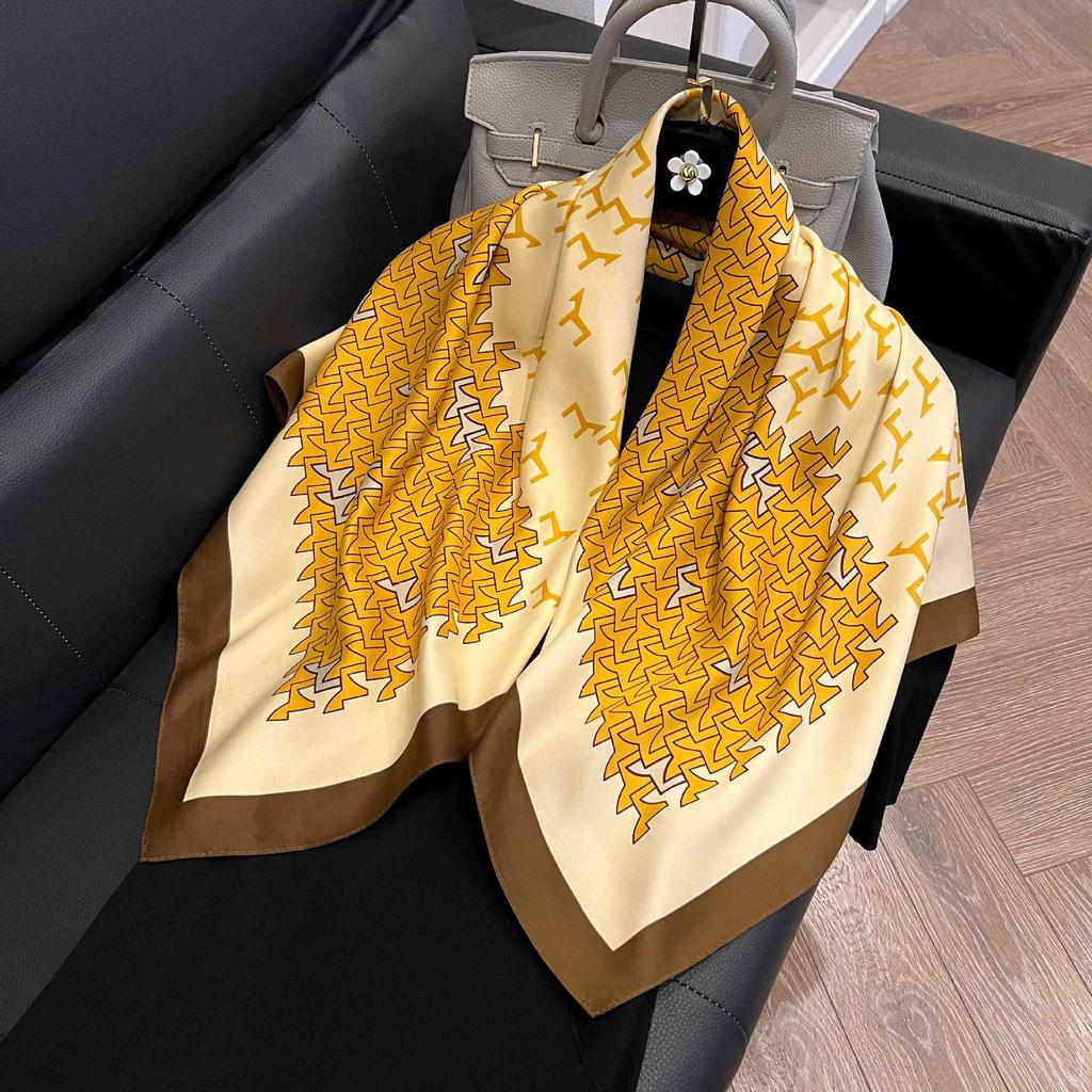 Retro 91 square scarf twill silk printing Korean version girls silk scarf summer and autumn imitation silk decorative gift scarf