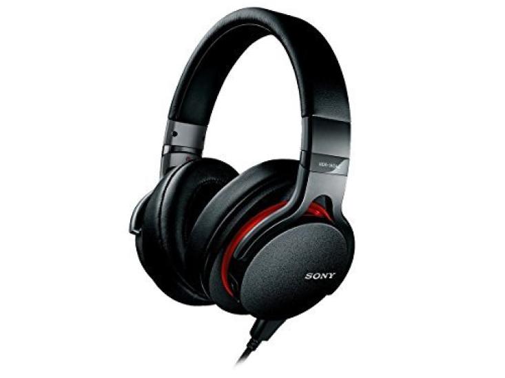SONY Headphones with USB DAC Compatible with Audio Closed-Back Function, Hi-Res Sources, Black, MDR-1ADAC/B