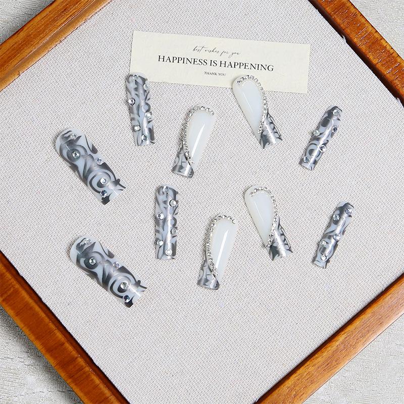 Wearable Nails, High-end Black French Three-dimensional Love Heartbreak Diamond Manicure, European And American Style Fake Nails