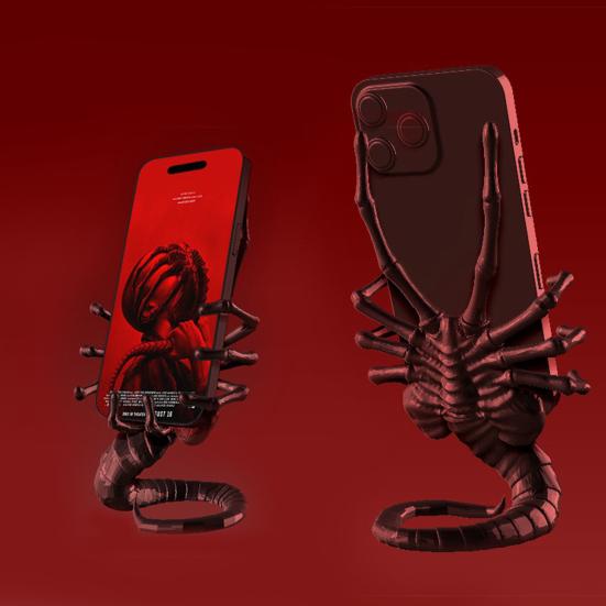 Alien Facehugger Phone Stand 3D Printed 18cm Sci-Fi Decor Figure Stable Dock for Hands-Free Viewing Unique Gift for Alien Fans And Enthusiasts