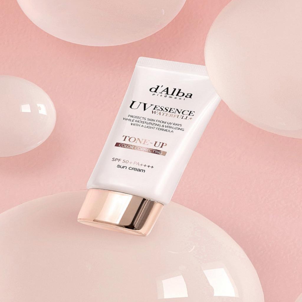 DALBA WATERFULL ТОНИЗИРУЮЩИЙ СОЛНЕЧНЫЙ КРЕМ SPF50+ PA++++ 50мл