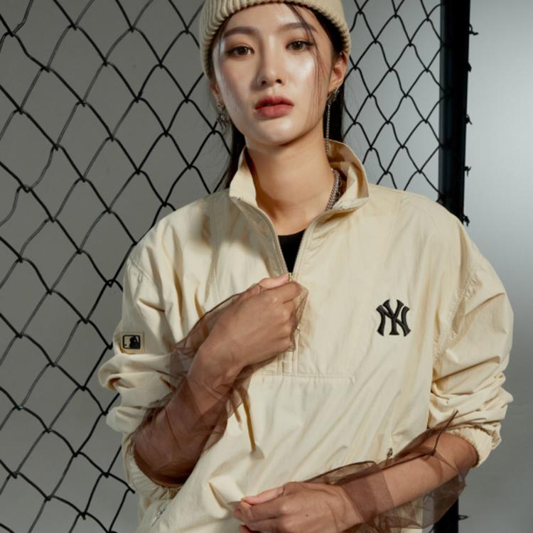 Новые женские куртки MLB New York Yankees цвета хаки 3FWJ20014-50BGS