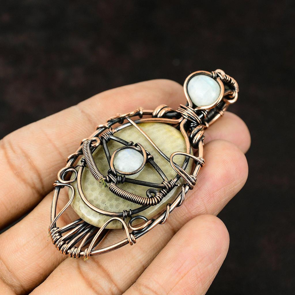 Подвеска из коралла с окаменелостью от сглаза, медная обертка, кулон ручной работы из радужного лунного камня, ювелирные изделия от сглаза, обернутые проволокой, подарок для нее