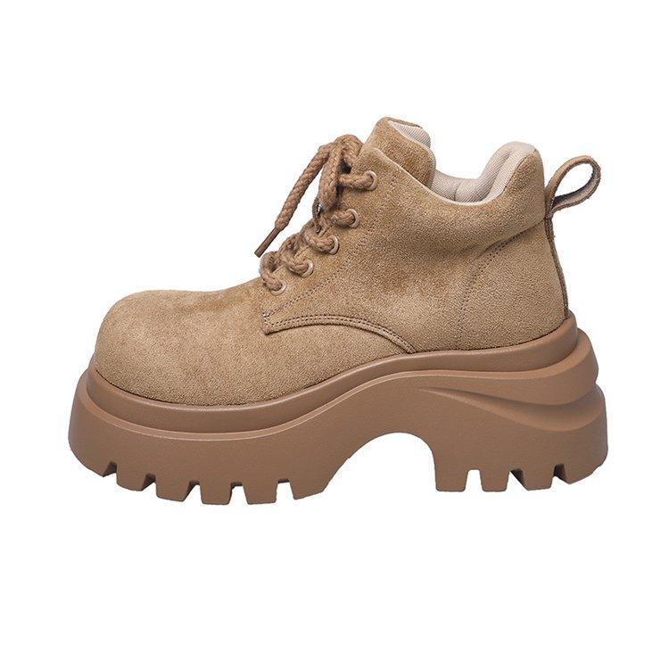 Женские ботинки Мартин на толстой подошве 2025 новые осенне-зимние увеличивающие рост ботинки Майярдового цвета ревеня, популярные уличные альпинистские короткие ботинки