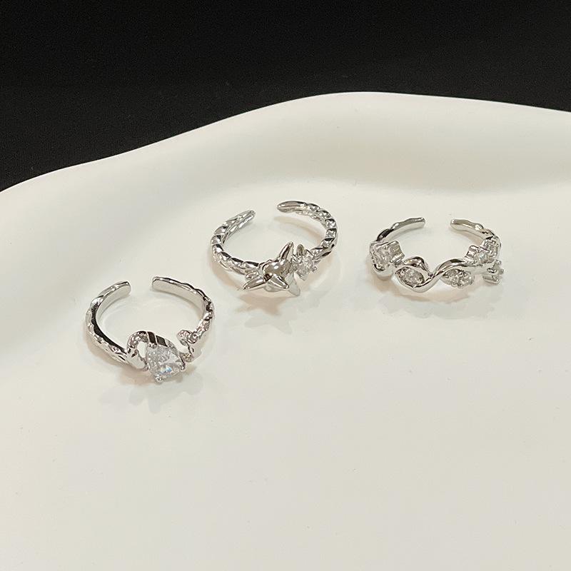 Оригинальный дизайн Нишевый Высокое качество Холодный стиль Личность Циркон Мода Французский Неправильное Открытие Кольцо Женское