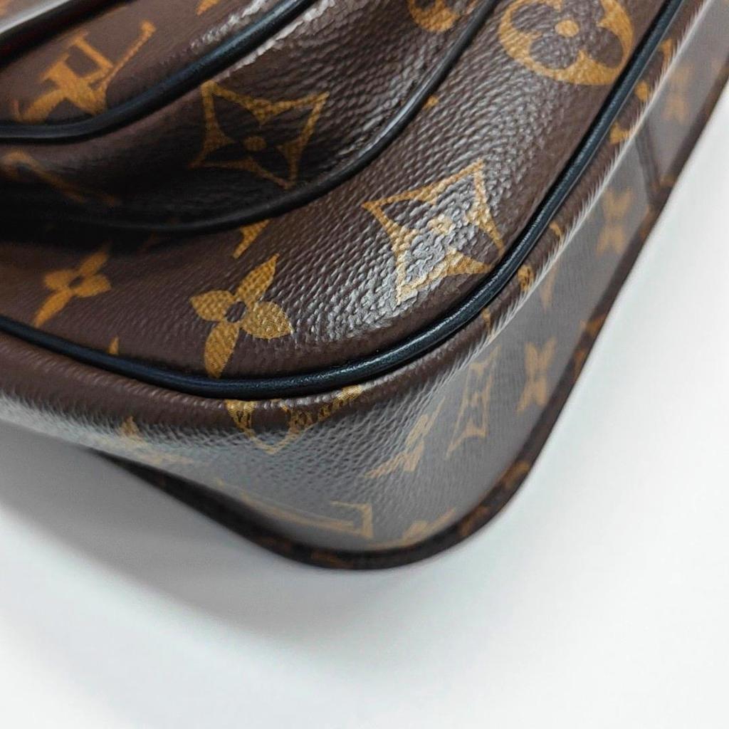 [Pre-Owned] Passy Classic Monogram Adjustable Shoulder Strap Coated Canvas With Leather Trim Messenger Bag - Good #1O4KVH4