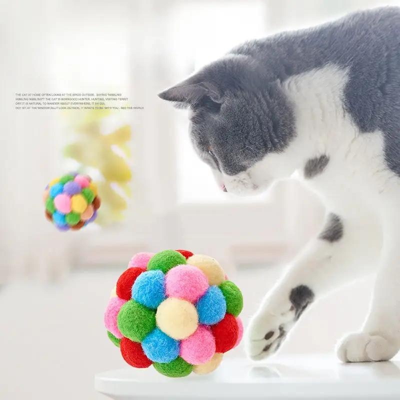 Colorful Plush Sound Ball, Cat'S Self Soothing Toy, Scratch Resistant Soft Rainbow Teasing Cat Ball