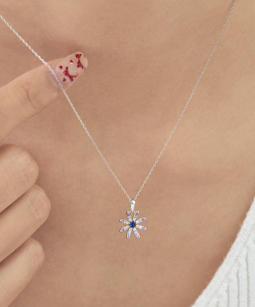 Mcel 14K Meilin Cosmos Necklace
