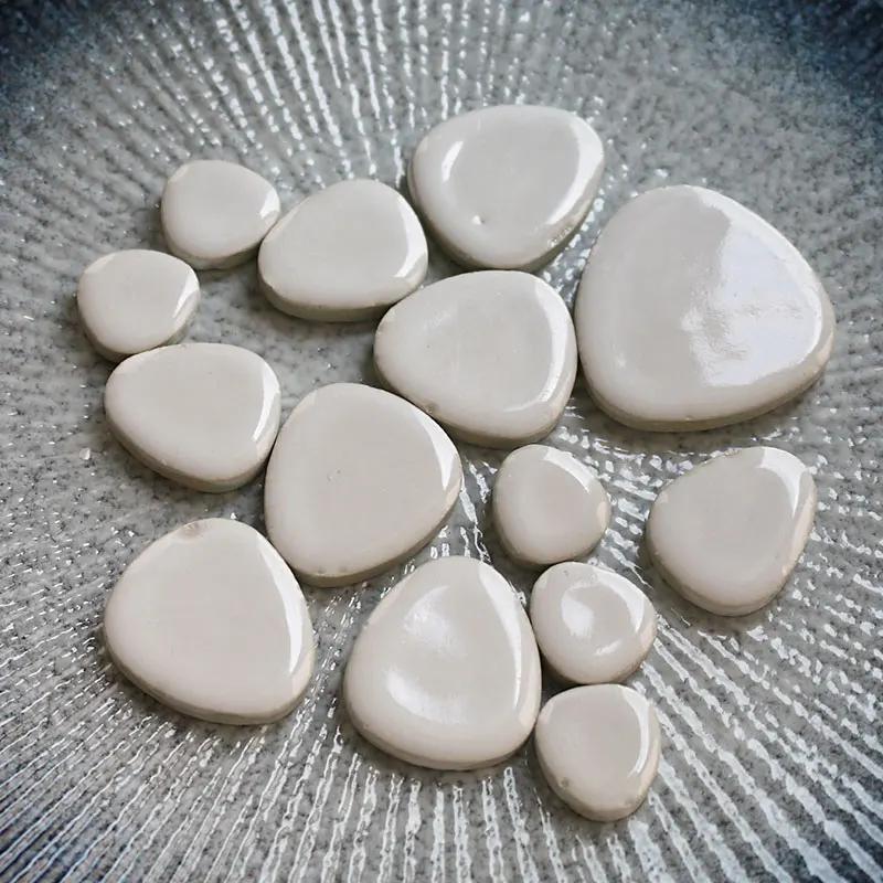 100g DIY Ceramic Mosaic Tiles Glass Leaf Petal Shape Handmade Ornaments Tiles Wall Crafts Crystal for Decorative Material Cerh1