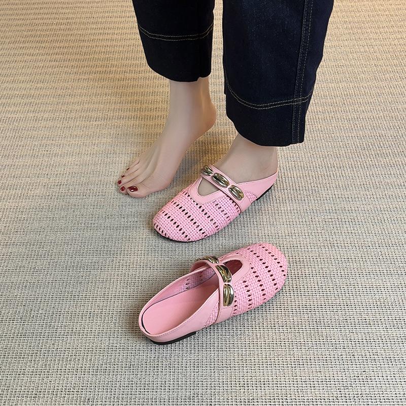 Relaxation summer flat-bottomed cool slippers women's bag head retro woven hollow light luxury style one pedal outside wearing sandals women