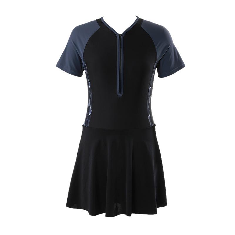 2025 Новый консервативный слитный купальник больших размеров для женщин, обеспечивающий привлекательную посадку