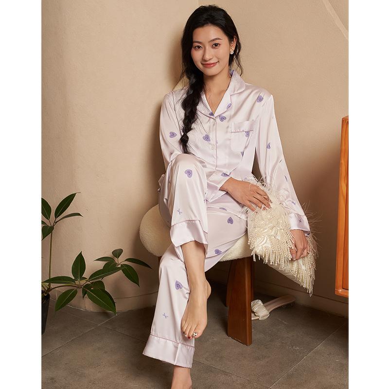 Jiangnan He 1011 new pajamas women's spring and summer printing love ice silk long-sleeved trousers loungewear set