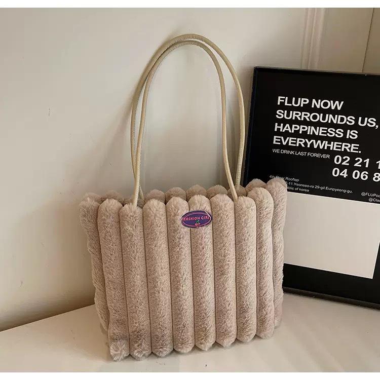 Женская пушистая сумка-тоут большой вместимости - Универсальная трансграничная сумка для通勤