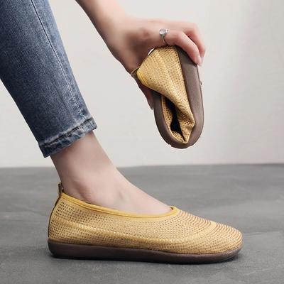 2025 ****** новые старые ******* тканевые туфли модные универсальные на одной педали дышащие нескользящая подошва s**t темперамент материнские туфли женские