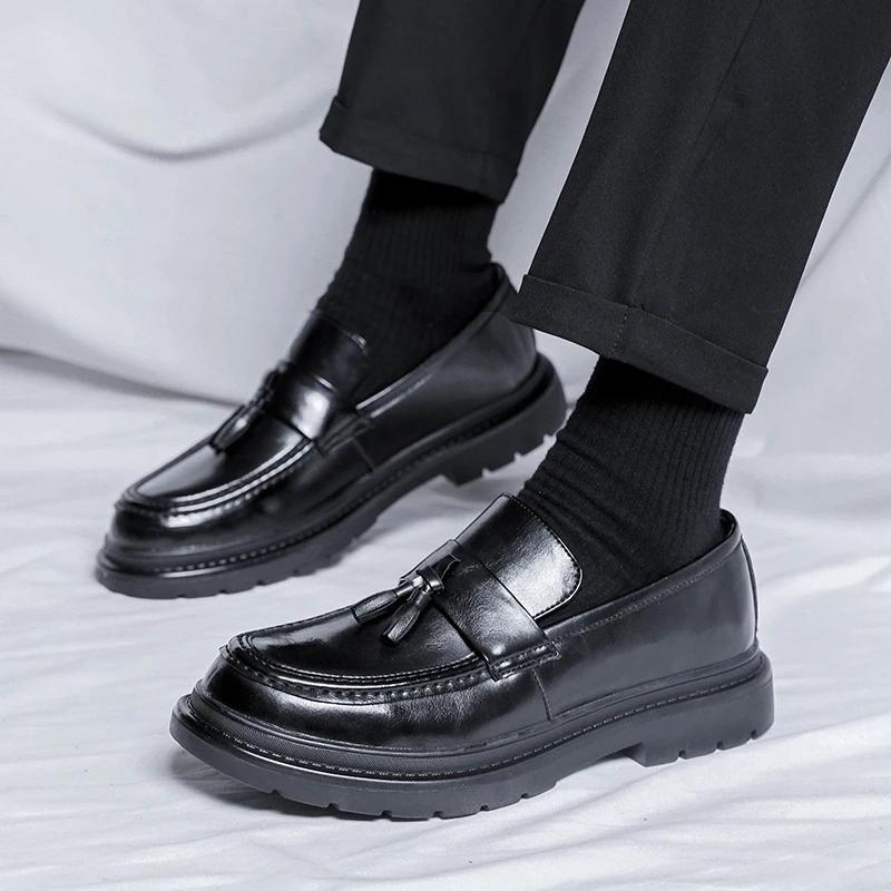 Luxury Brand Mens Loafers New Business Thick Bottom Casual Shoes Fashion Tassel Dress Shoes for Men Driving Shoe Moccasin Hombre