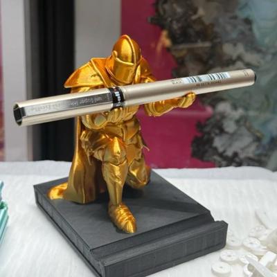3D-печать Хэллоуин Ручка Рыцарь Средневековый Рыцарь Держатель для ручек Держатель для ручек Держатель для мобильного телефона Украшение Держатель для ручек