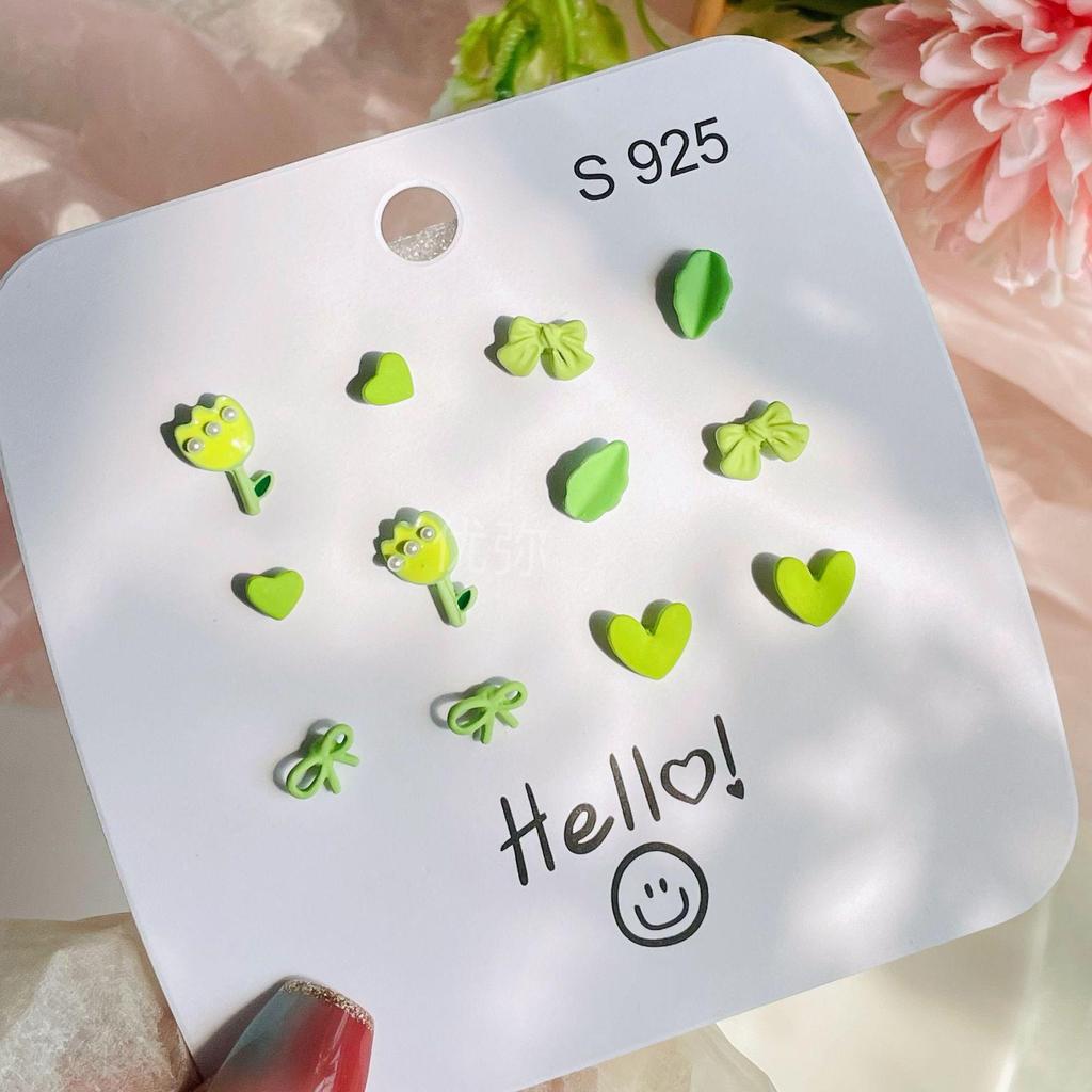 Spring/Summer Heart Flower Stud Earrings: Small, Sweet, High-End Design with Silver Needle for Women
