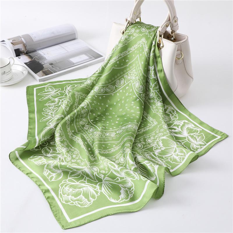 70 * 70cm New Silk Small Square Scarf For Women'S Neck Protection Professional Scarf Versatile Hair Tie Headscarf Scarf