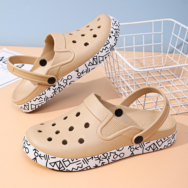 Мужские туфли с отверстиями 2025 года, новые летние повседневные пляжные туфли с граффити, две классные тапочки