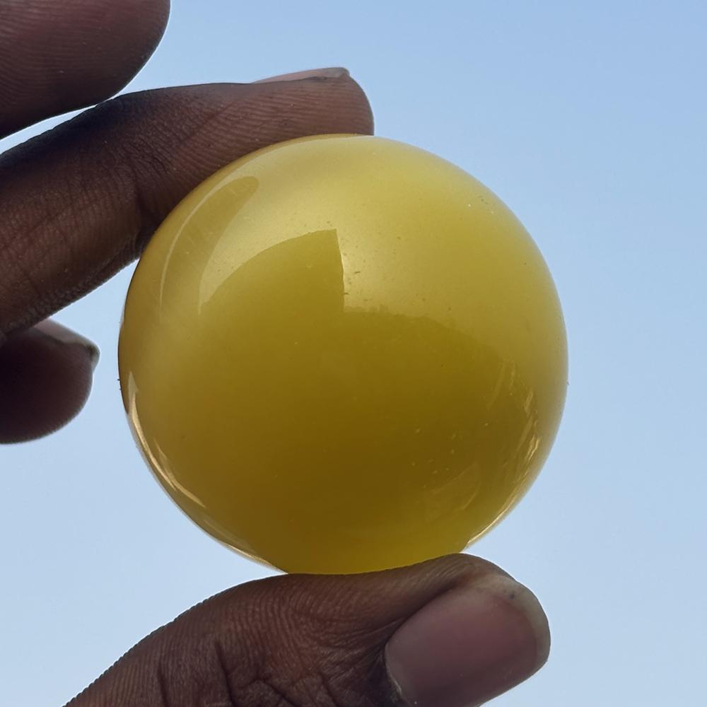 Natural Yellow Cat'S Eye 473.15 ct Round Cut Gemstone for Collection
