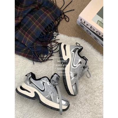 Женская обувь – Кроссовки