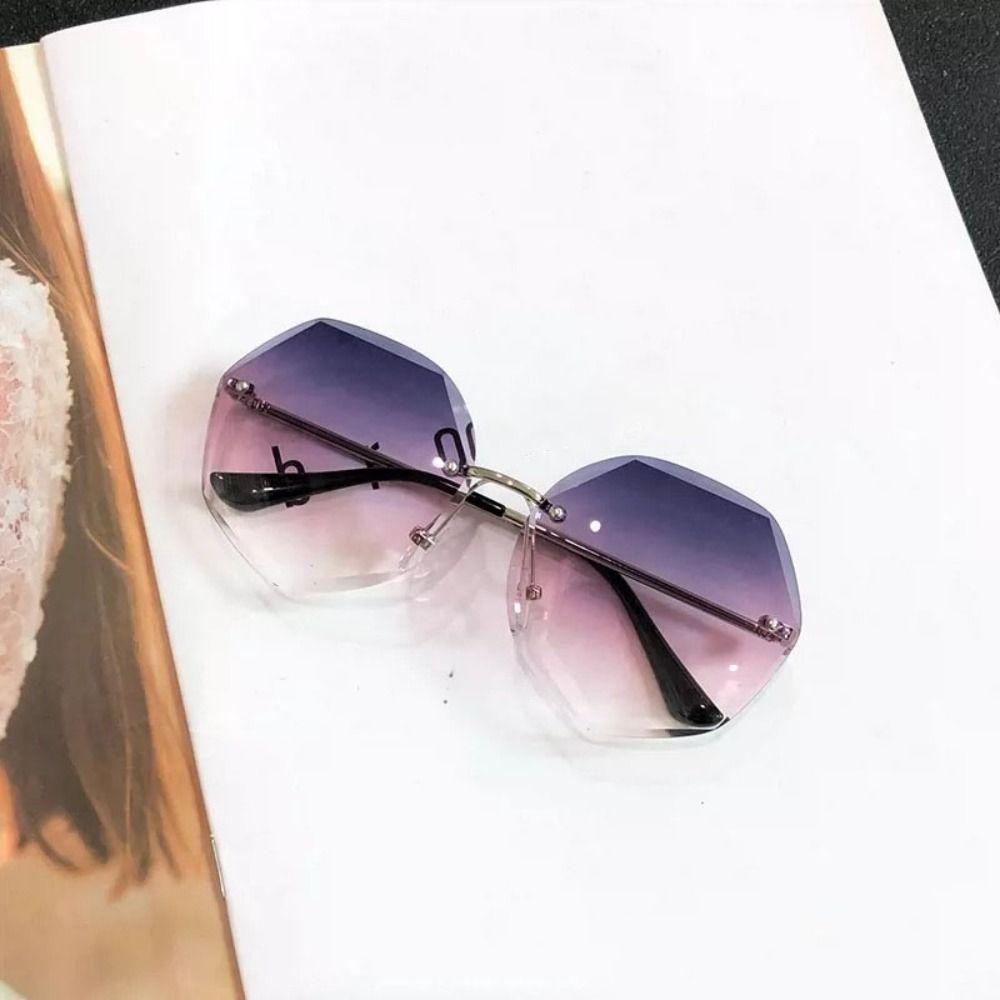 Retro Gradient Sunglasses Punk Driving Glasses Korean UV Protection Shades  for Women Man