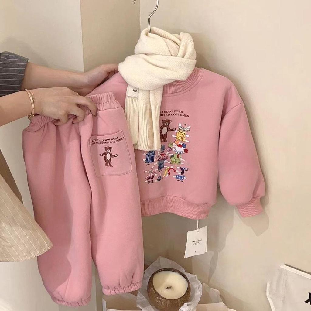 Girls' 2023 Winter Fleece Two-Piece Set: Cute Cartoon Sweatshirt & Sweatpants, Korean Style