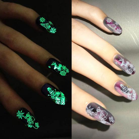 1 Sheet Nail Sticker Christmas Theme Design Long-Lasting Eco-Friendly Snowflakes Nail Polish Stickers