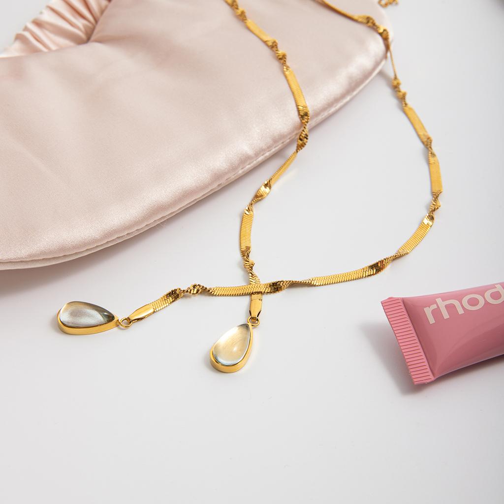 Youthway Green Teardrop Glass Pendant Necklace Stainless Steel Women Fashion Jewelry Daily Wear Commuter Style