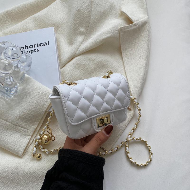 This year's trendy diamond embroidered thread small square bag women's 2025 summer new trendy foreign style fashion chain messenger bag