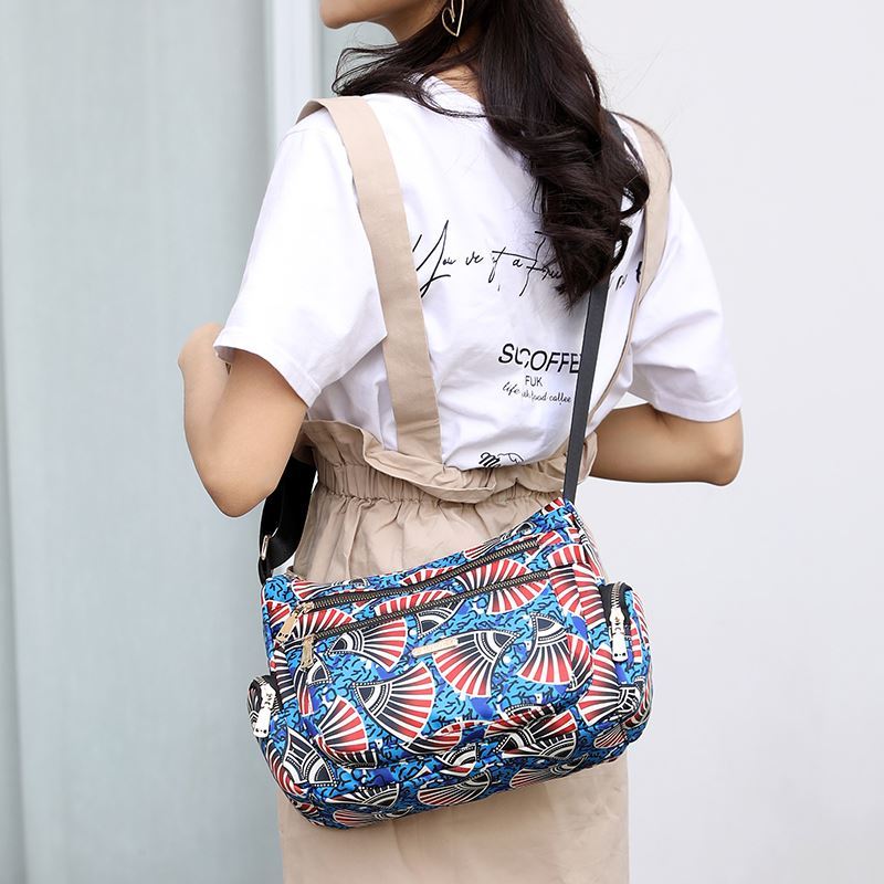 Casual Canvas Shoulder Bag, Printed Fabric Bag, Crossbody Bag, Fashionable Waterproof Nylon Bag, Travel Women's Bag
