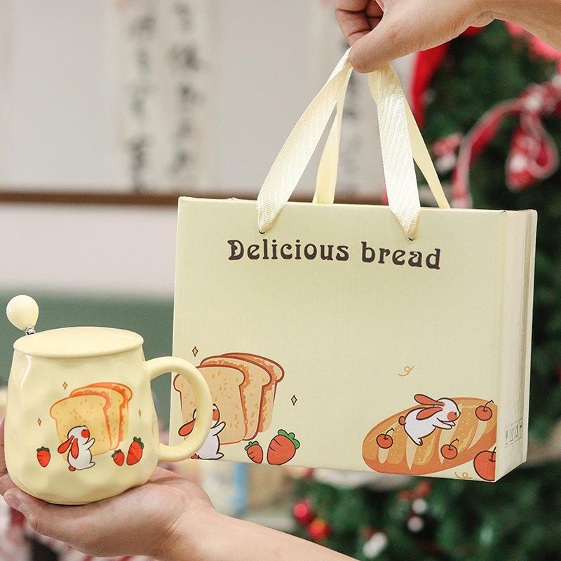 Керамическая кружка в кремовом стиле, чашка для питья воды высокой ценности, чашка с узором "щипок" с крышкой и ложкой, кофейная чашка, милая чашка для подарка на мероприятие