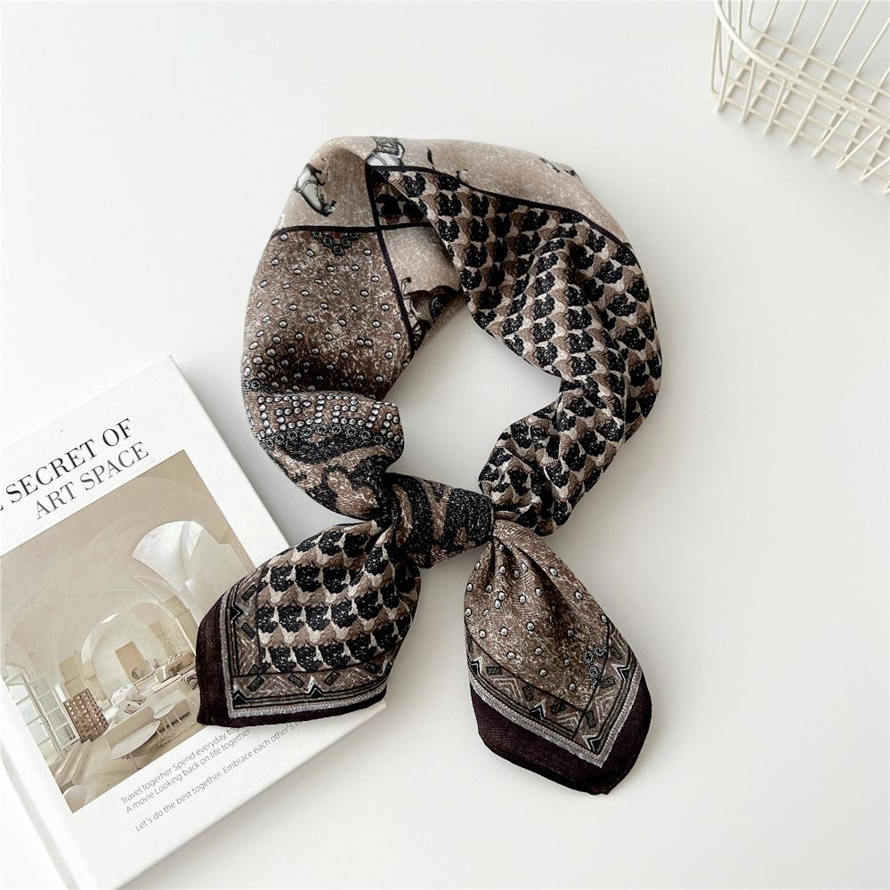 65 Fashion Style Cotton And Hemp Small Square Scarf For Women'S Professional Decoration Scarf Dual Use Shawl Outer Wear Spring And Autumn Scarf