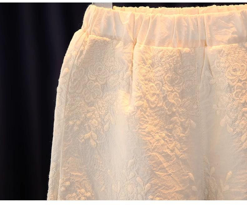 Летний кружевной комплект для девочек: майка и шорты – легкий праздничный стиль