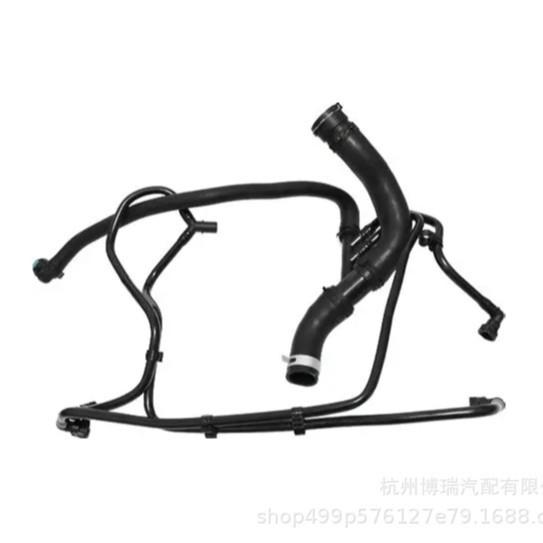 LR034637 Radiator Hose for 2017 Land Rover Discovery 4th Gen