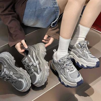 Женская обувь – Кроссовки