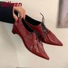 Мода Новинки Женская Обувь на Низком Каблуке Туфли-Лодочки для Дам На Шнуровке Модные С Острым Носком Элегантные Женские Туфли на Каблуке Лоферы